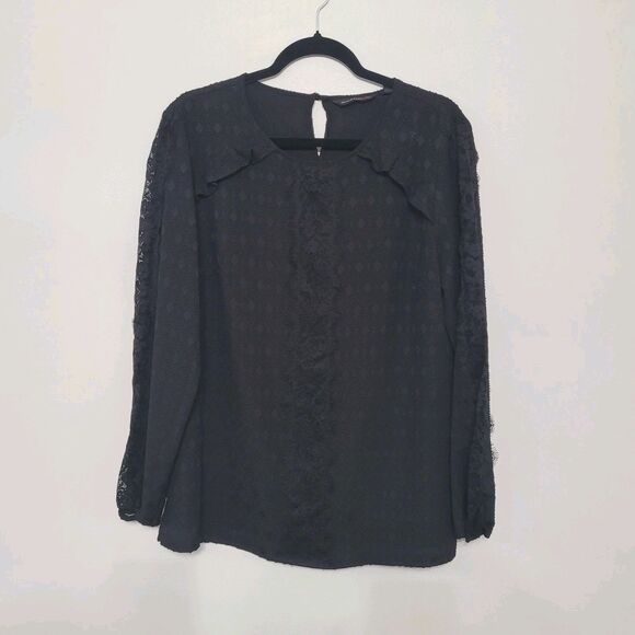 Isaac Mizrahi Black Lace Detail Scoop Neck Blouse Size 10 Long Sleeve - Picture 1 of 4